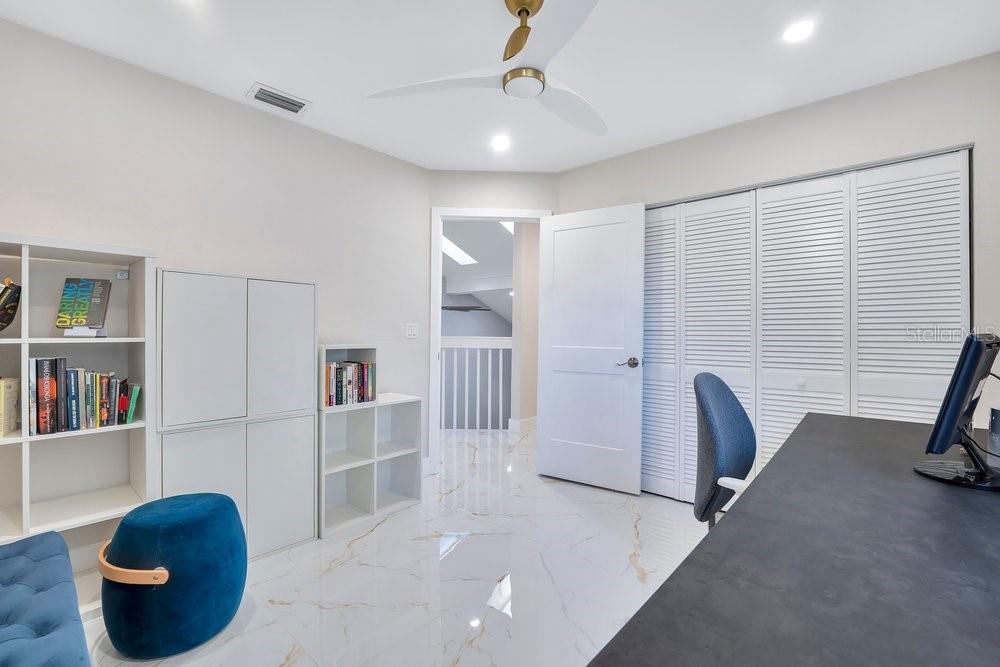 7838 La Mirada Drive Boca Raton, FL 33433 - Photo 30 of 43 a view of a livingroom with furniture and front door