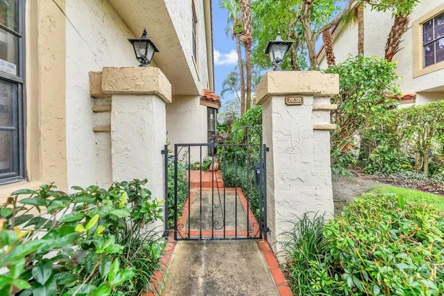 $530,000 | 7838 La Mirada Drive, Boca Raton, FL 33433