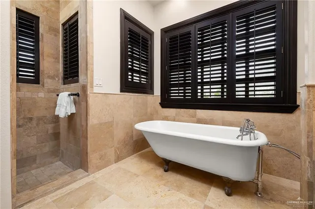 $1,175,000 | 7417 North 4th Street, McAllen, TX 78504