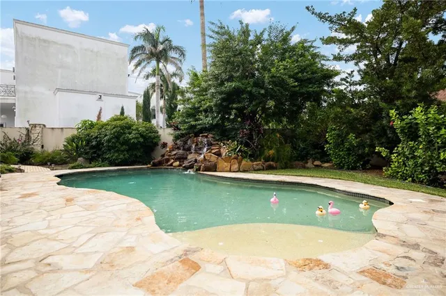 $1,175,000 | 7417 North 4th Street, McAllen, TX 78504