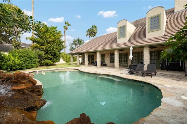 $1,175,000 | 7417 North 4th Street, McAllen, TX 78504