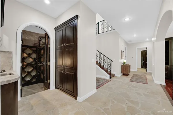 a view of a hallway with closet