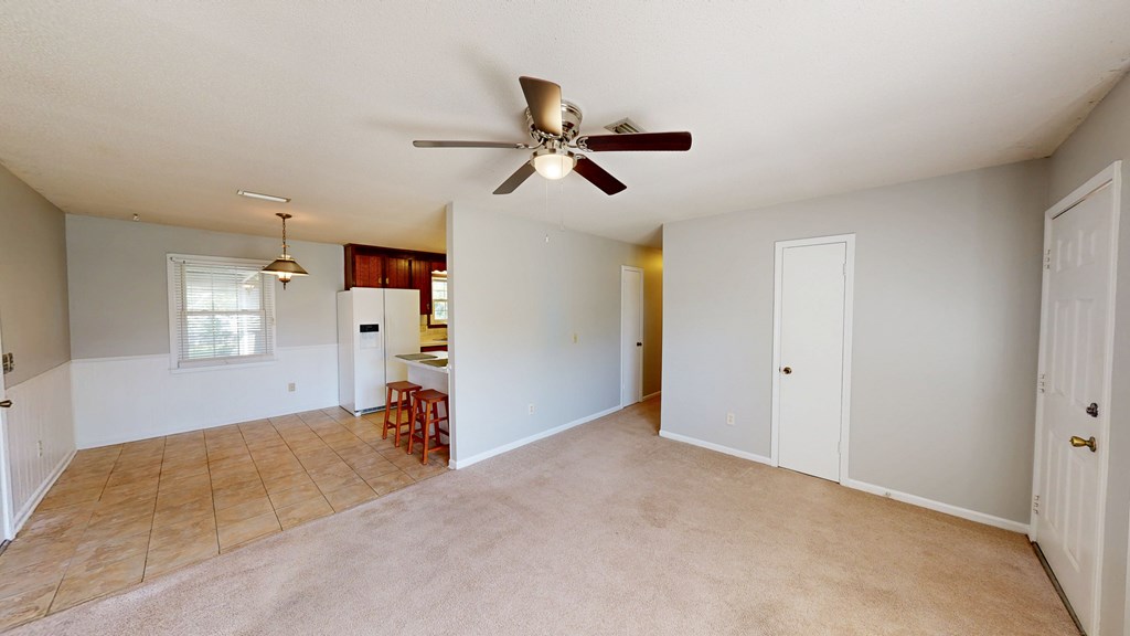 204 Pineridge Road Dothan, AL 36301 - Photo 3 of 30