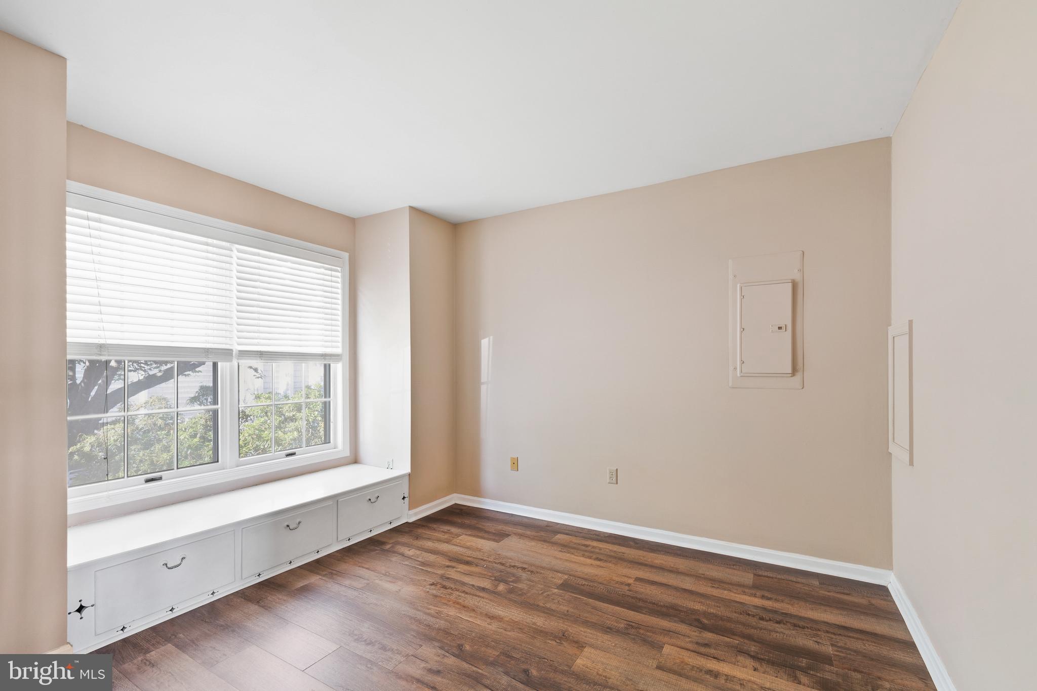 1 Bayview Road, Unit 7A Betterton, MD 21610 - Photo 9 of 28 Second bedroom with storage under window