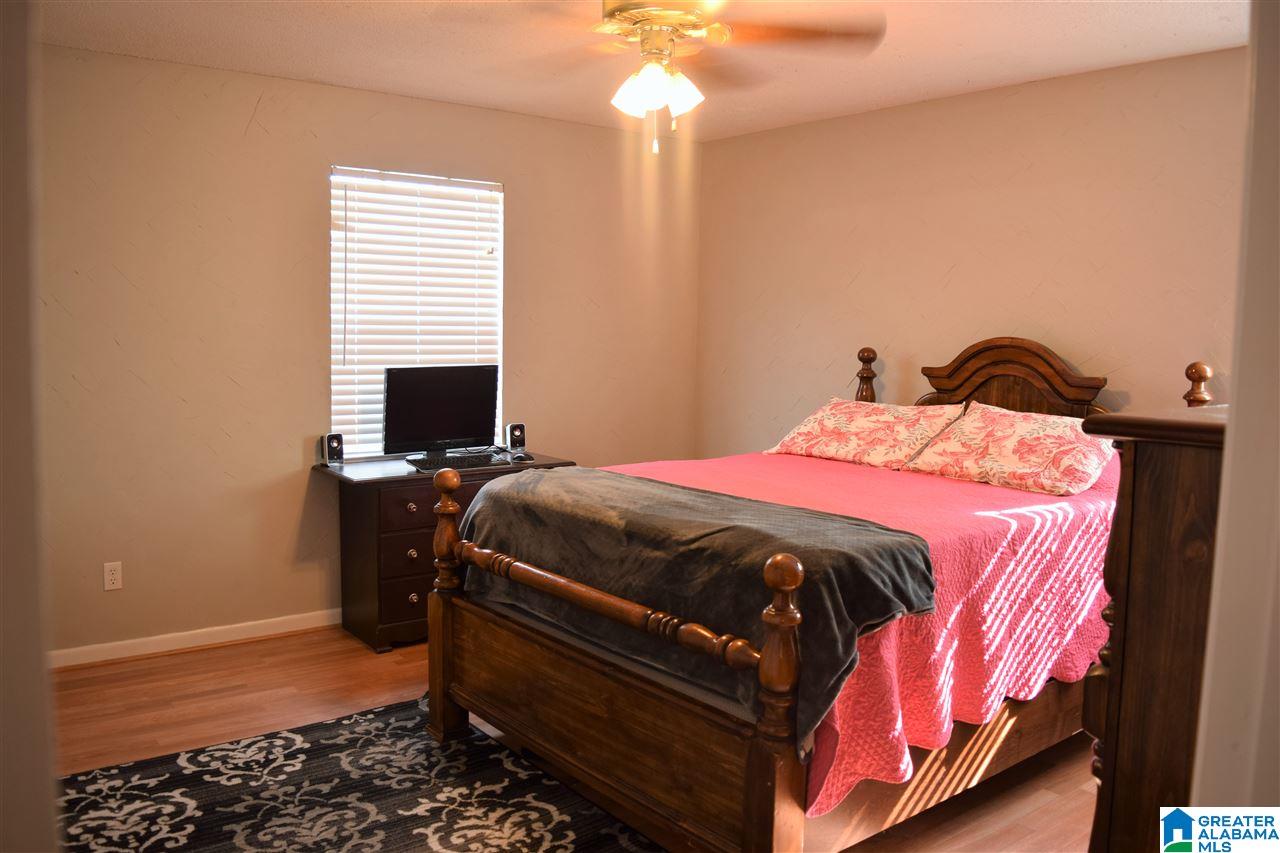 8271 Country Circle Pinson, AL 35126 - Photo 11 of 26