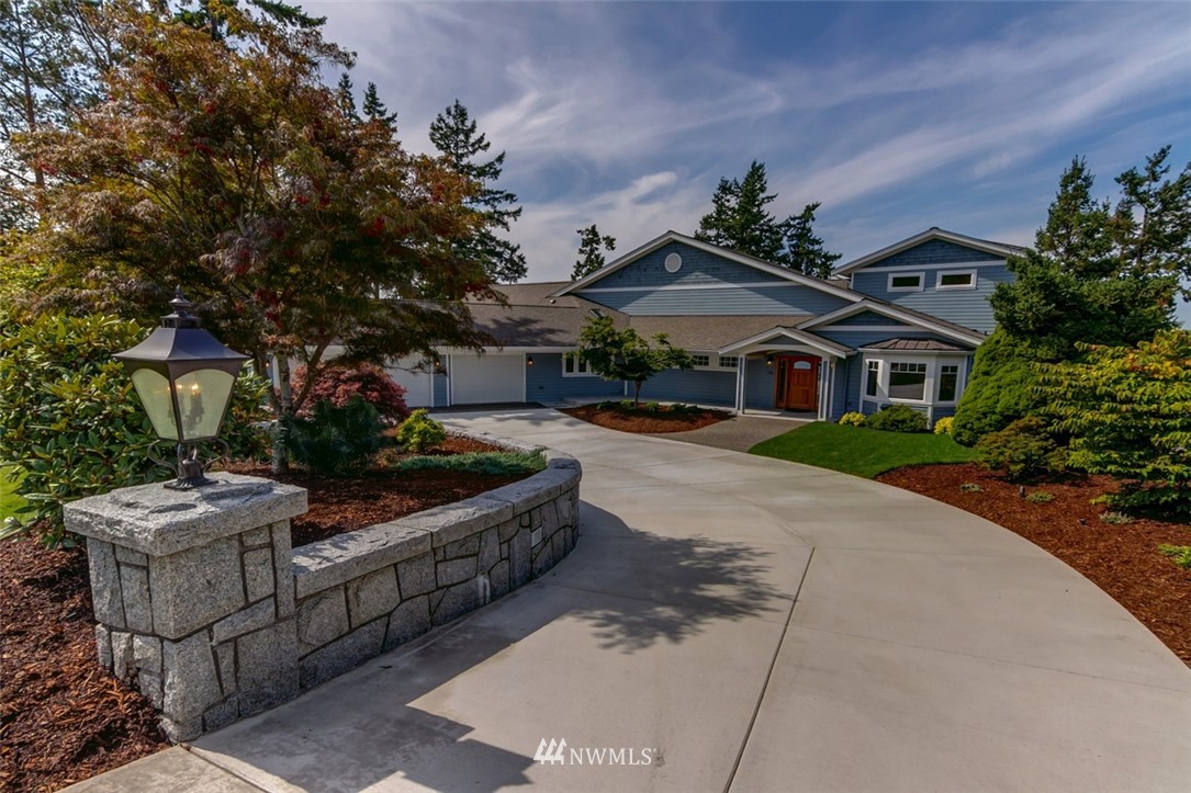 530 Bayside Road Bellingham, WA 98225 - Photo 4 of 25 a front view of a house with a yard