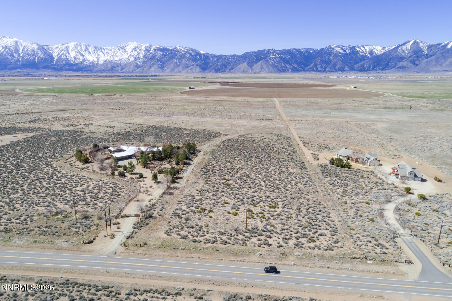 2042 East Valley Road Minden, NV 89423 - Photo 9 of 21 a view of an ocean and a mountain