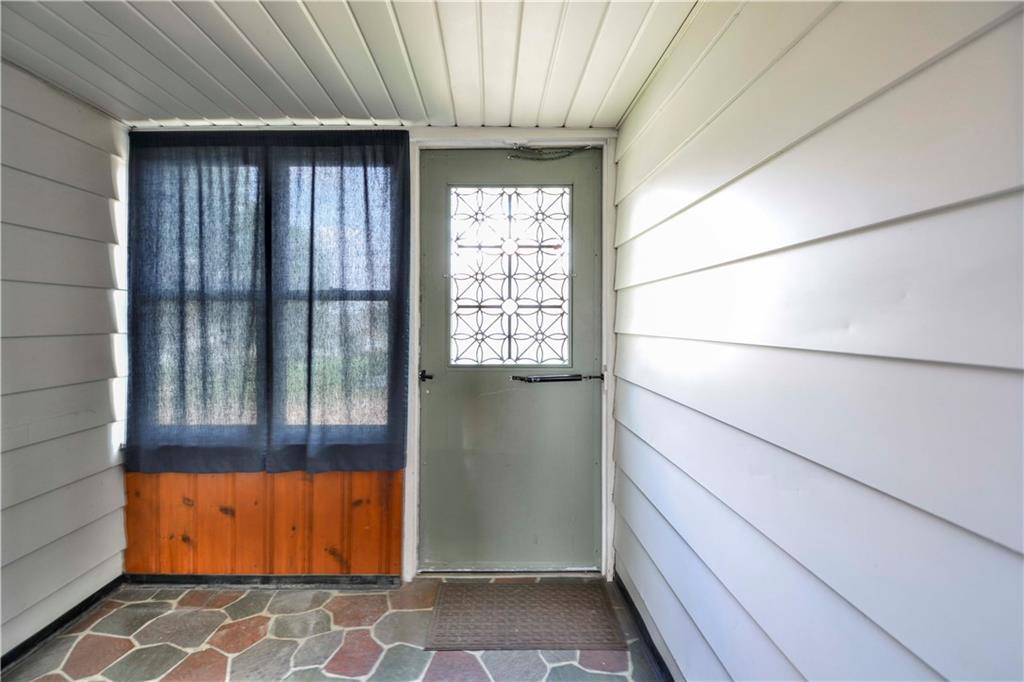 714 Main Street Coraopolis, PA 15108 - Photo 4 of 13 a view of entryway with a rug