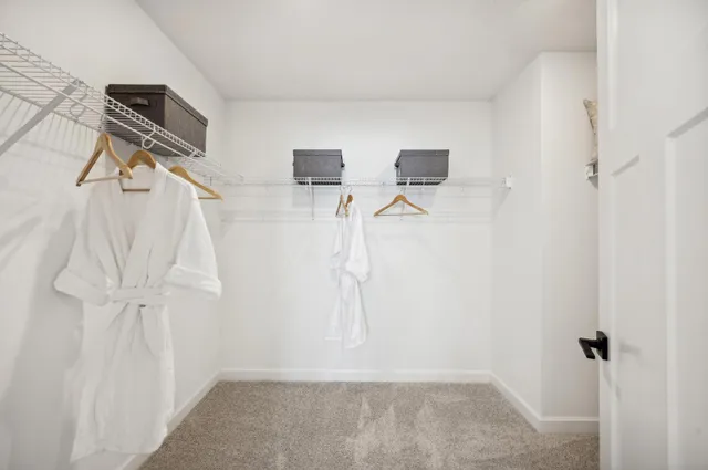 $696,705 | 2551 Aspen Drive, Shakopee, MN 55379