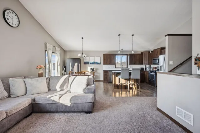 $360,000 | 13110 7th Avenue South, Zimmerman, MN 55398