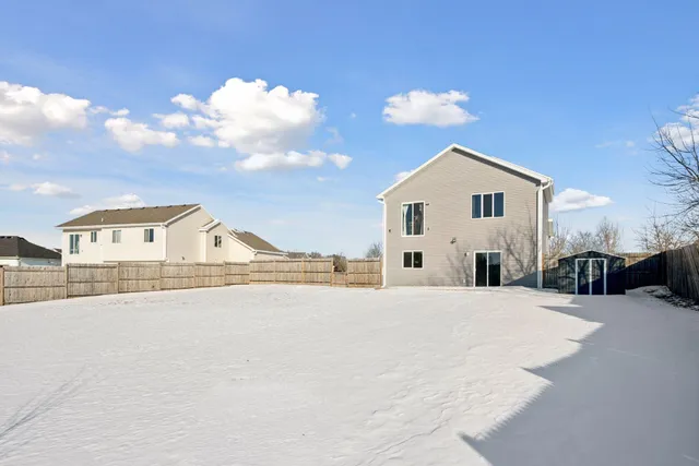 $360,000 | 13110 7th Avenue South, Zimmerman, MN 55398