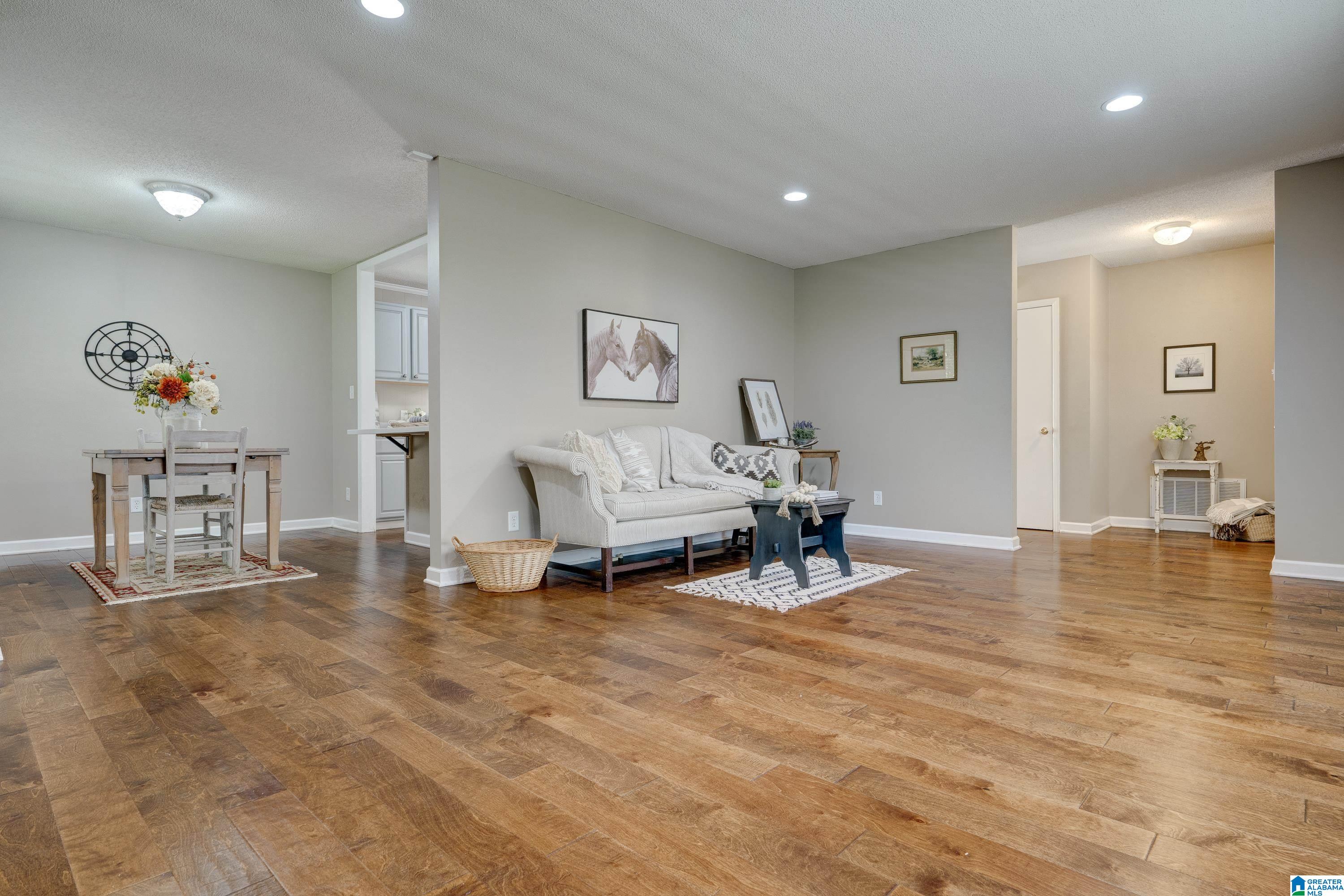 8836 Bluff Ridge Road Bessemer, AL 35022 - Photo 5 of 32 Gallery Image 5