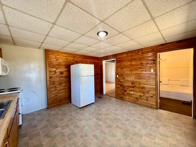 $114,000 | 6 Katadin Avenue, Lincoln, ME 04457