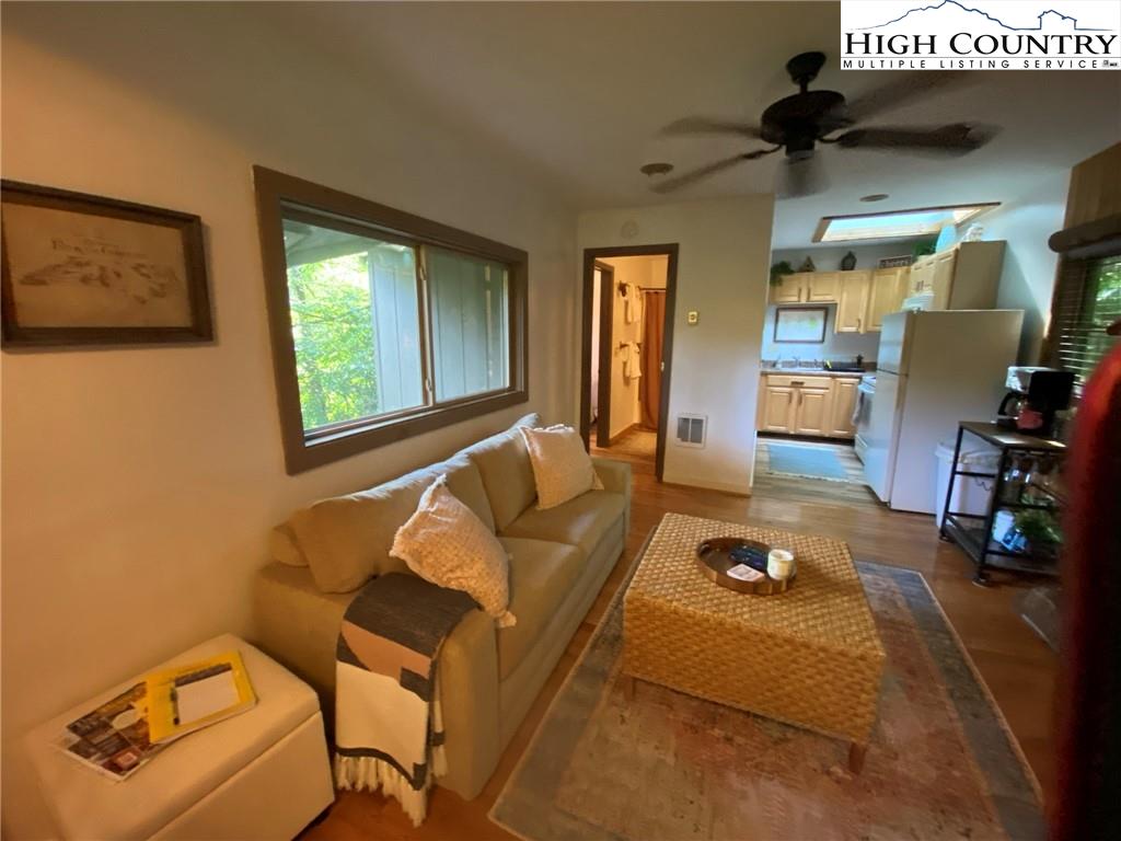 164 Spring Brook Road Newland, NC 28657 - Photo 11 of 26 Gallery Image 11