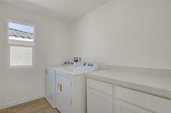 $2,395 | 8532 West Agate Avenue, Las Vegas, NV 89113