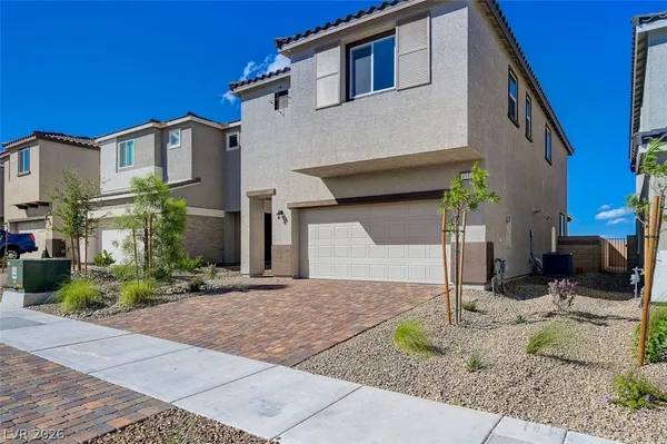 $2,395 | 8532 West Agate Avenue, Las Vegas, NV 89113