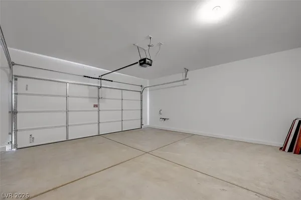 $2,395 | 8532 West Agate Avenue, Las Vegas, NV 89113
