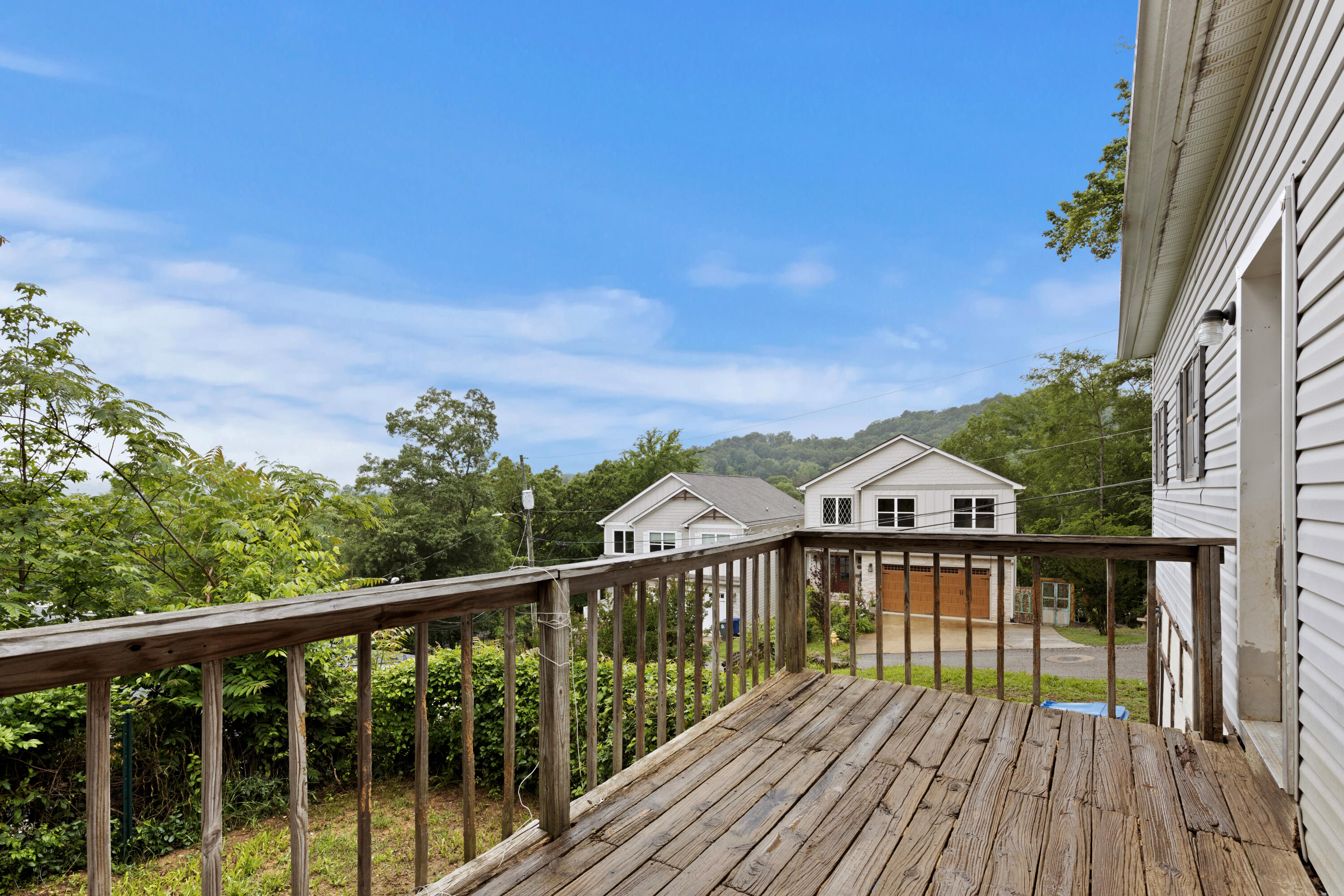 814 Meroney Street Chattanooga, TN 37405 - Photo 2 of 29 meroney-26