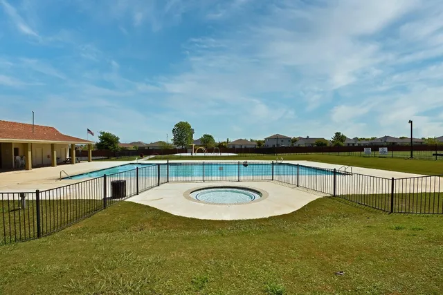 $1,850 | 148 Alpha, Kyle, TX 78640