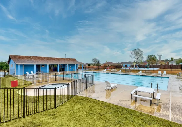 $1,850 | 148 Alpha, Kyle, TX 78640