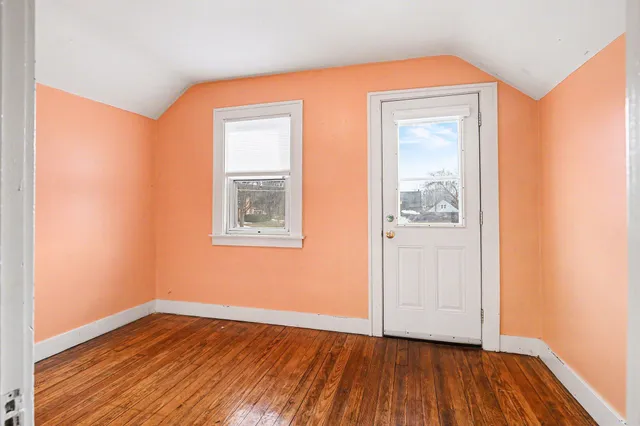 $240,000 | 1100 Atlantic Street Northwest, Grand Rapids, MI 49504