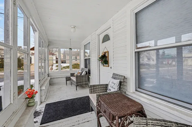 $240,000 | 1100 Atlantic Street Northwest, Grand Rapids, MI 49504