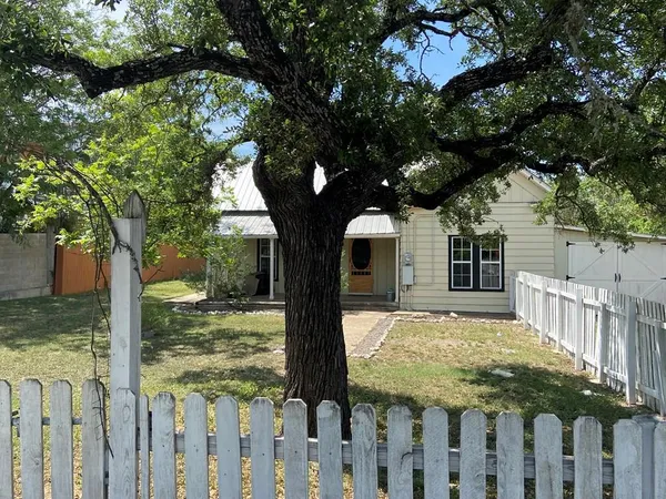 $210,000 | 23229 Hwy 290 Harper Tx 78631, Harper, TX 78631