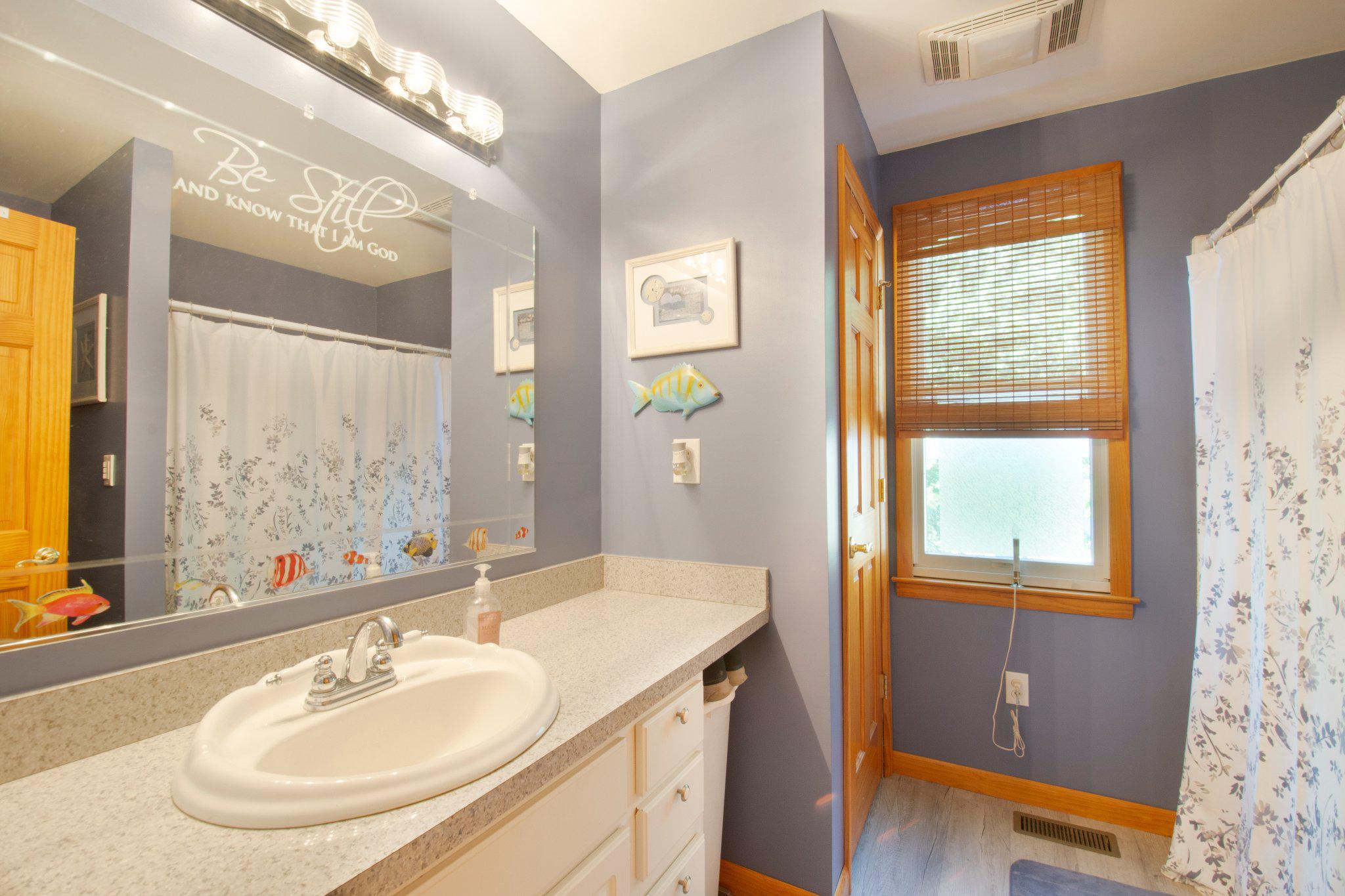 2148 Marshyhope Road Felton, DE 19943 - Photo 22 of 31 Bathroom with coastal vibes.