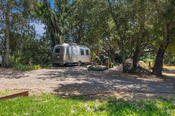 $2,495,000 | 5647 Highway 128, Geyserville, CA 95441