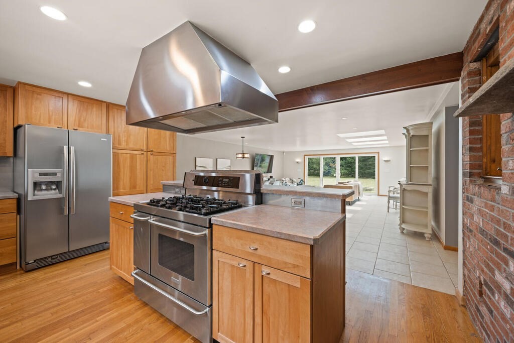 23 Great Road Sudbury, MA 01776 - Photo 7 of 35 Gallery Image 7