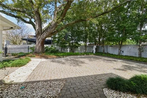 $825,000 | 5545 Jacquelyn Court, New Orleans, LA 70124