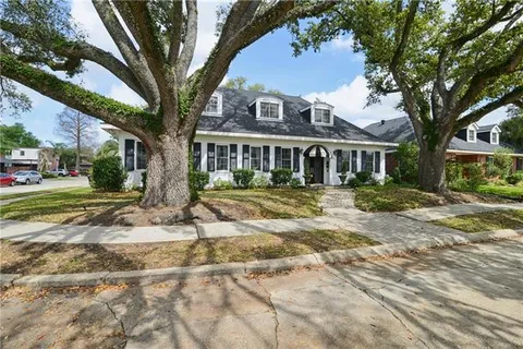 $825,000 | 5545 Jacquelyn Court, New Orleans, LA 70124
