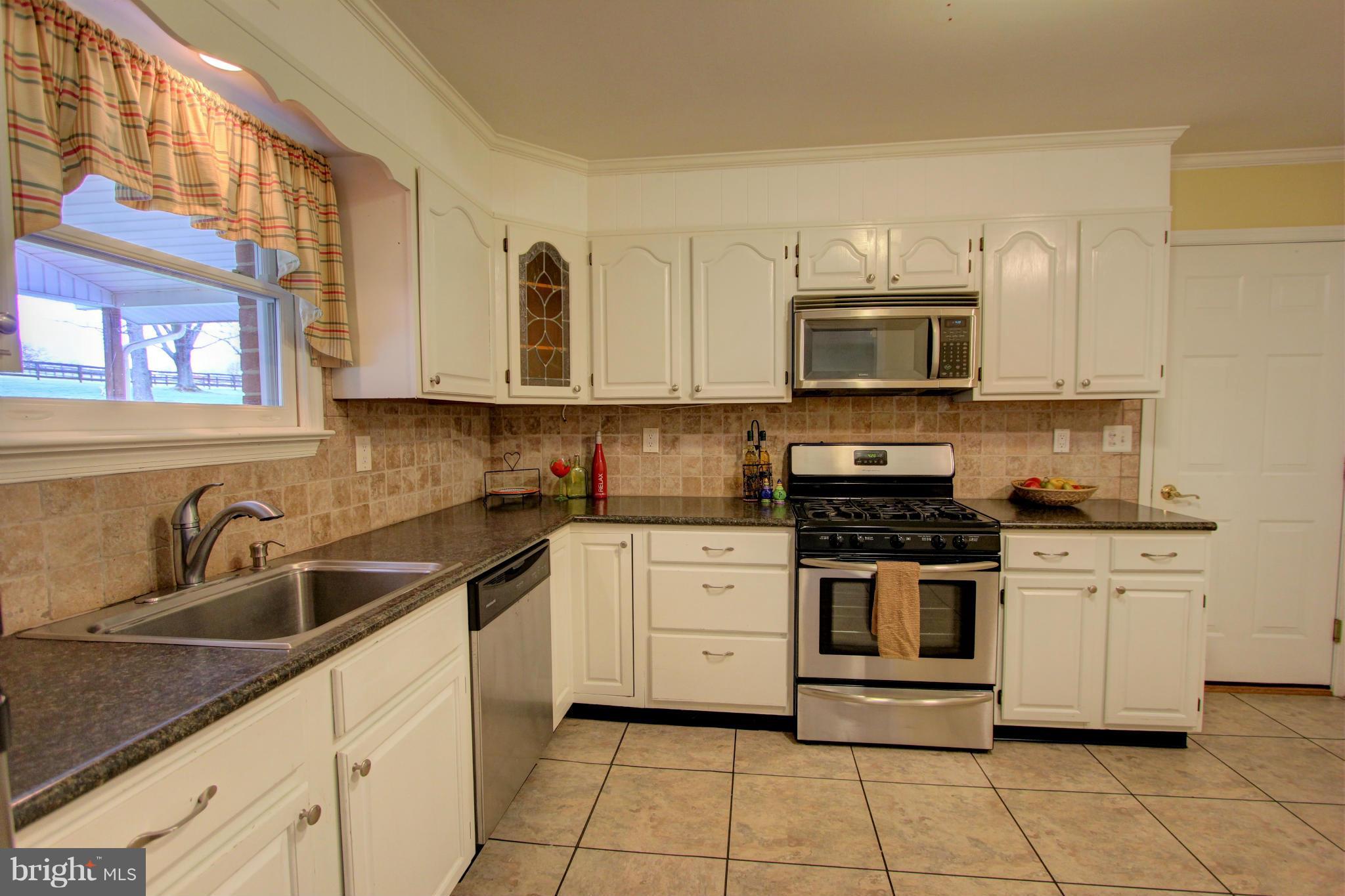12389 Lime Kiln Road Fulton, MD 20759 - Photo 11 of 30 Kitchen
