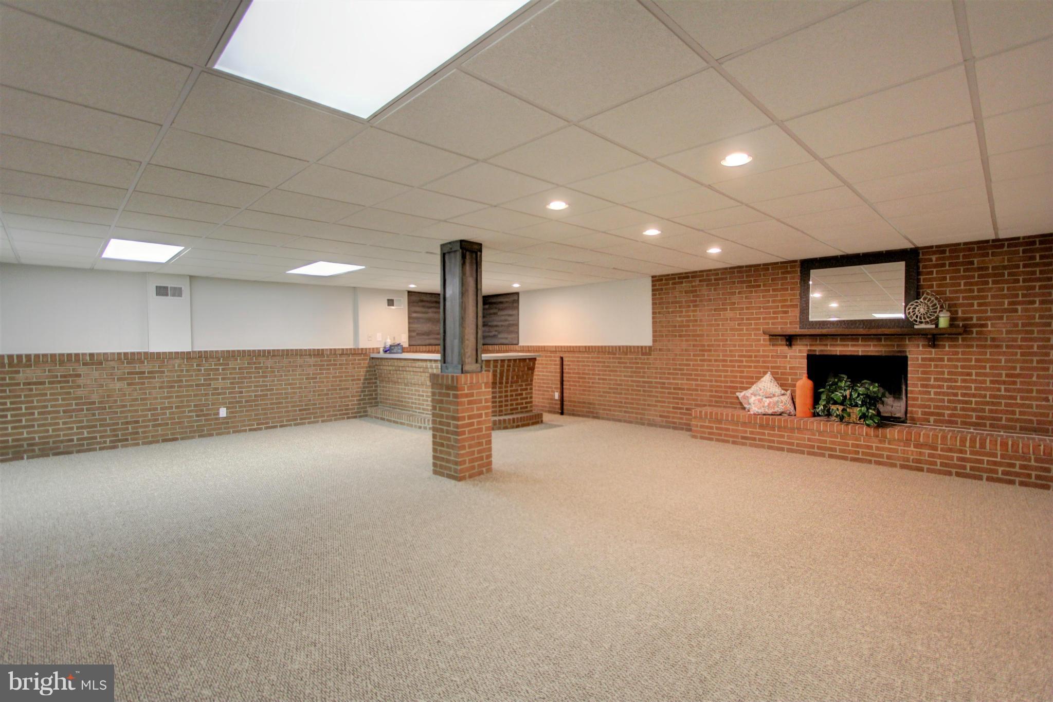 12389 Lime Kiln Road Fulton, MD 20759 - Photo 22 of 30 Family Room