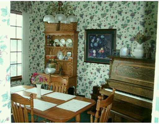 27070 Early Road South Bend, IN 46628 - Photo 3 of 8
