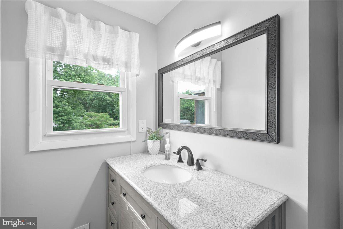 10311 Leavells Road Fredericksburg, VA 22407 - Photo 16 of 33