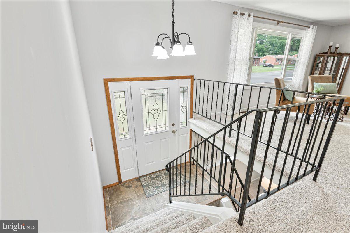 10311 Leavells Road Fredericksburg, VA 22407 - Photo 5 of 33