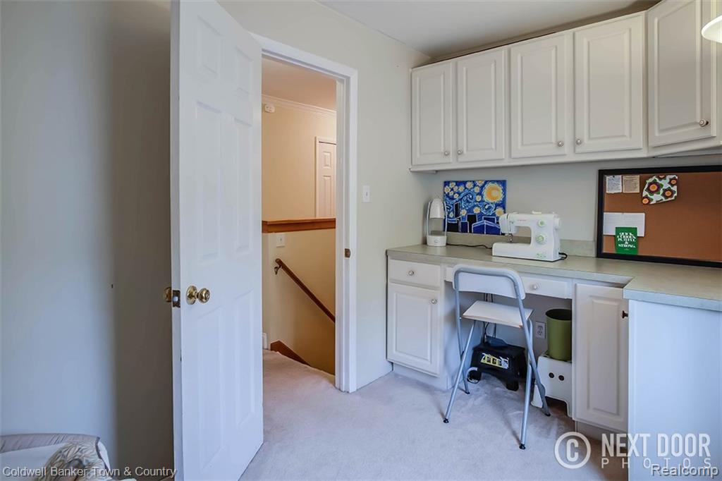 42141 Ridge Road West Novi, MI 48375 - Photo 25 of 32