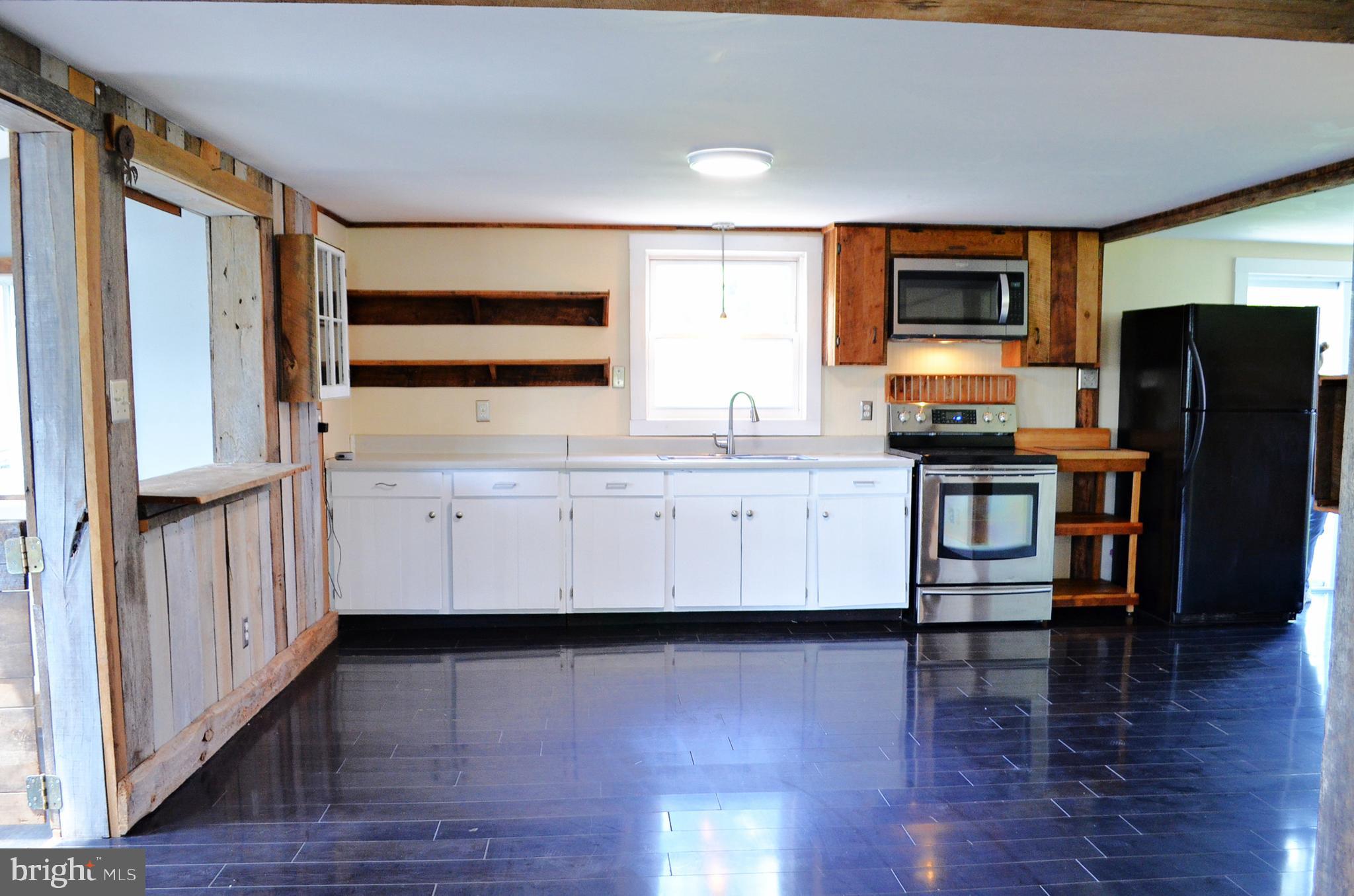 1014 Henry O Michael Road Berkeley Springs, WV 25411 - Photo 33 of 81 kitchen