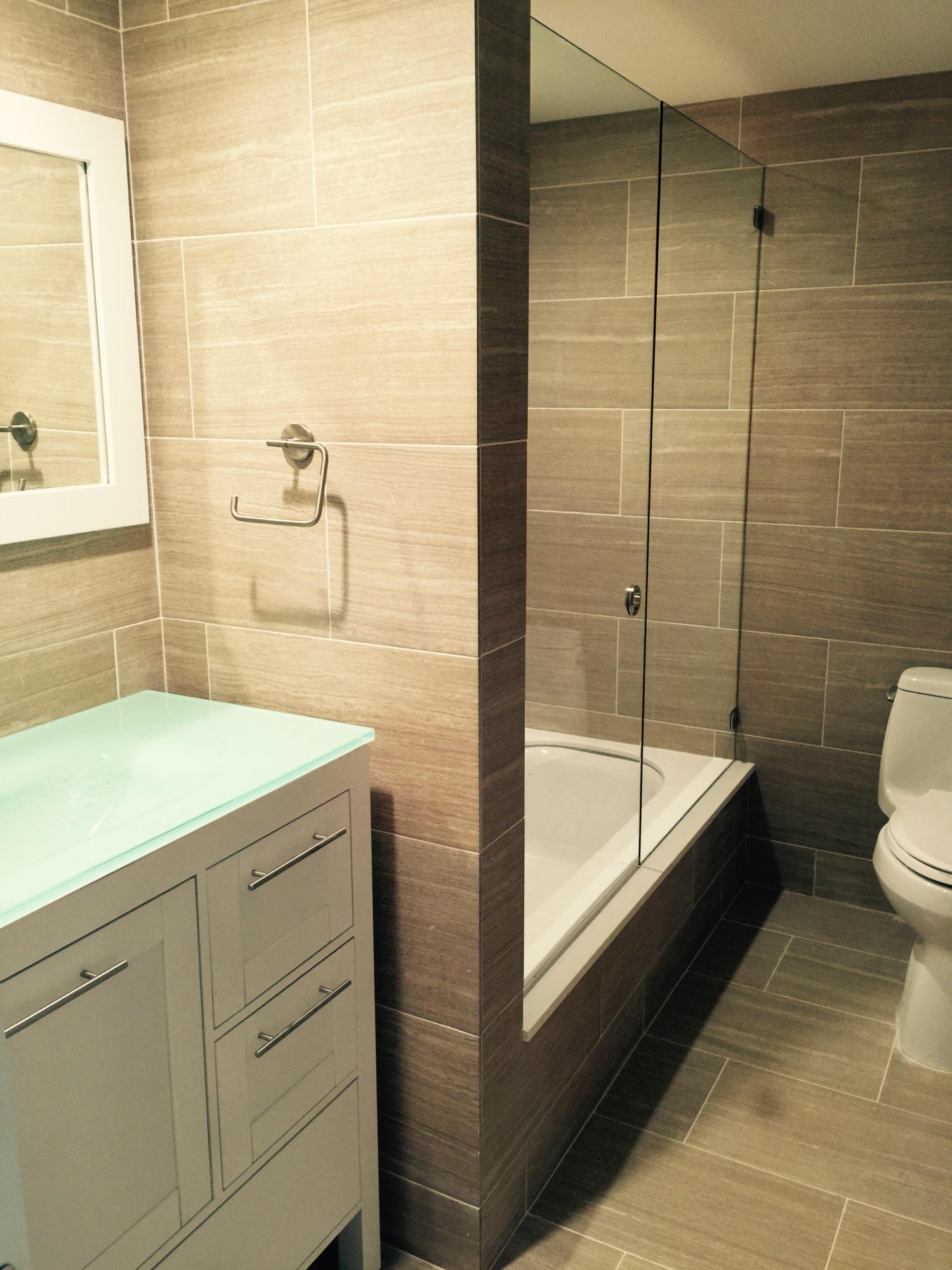 5801 North Ocean Boulevard, Unit 106 Ocean Ridge, FL 33435 - Photo 7 of 16 oceanwalk 106 updated guest bath.jpg