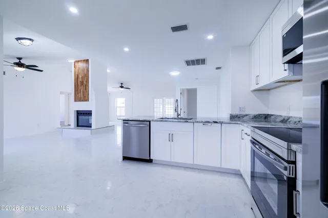 $369,900 | 1604 Carbondale Avenue Northwest, Palm Bay, FL 32907