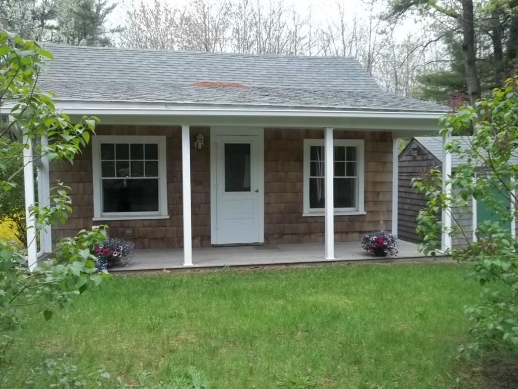 109 Port Road Kennebunk, ME 04043 - Photo 3 of 13 Front Yard