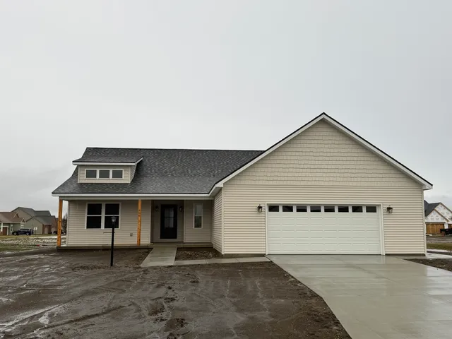 $335,000 | 506 Patterson Drive, Bloomington, IL 61701