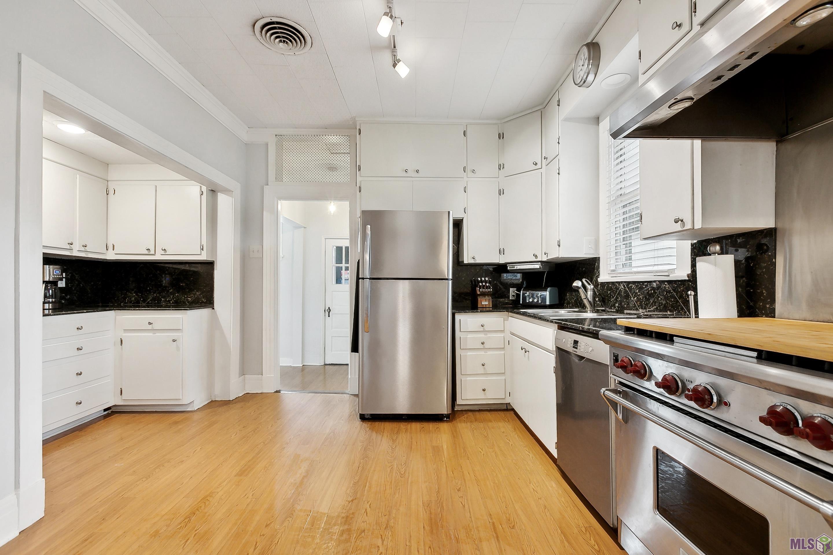2320 Terrace Avenue Baton Rouge, LA 70806 - Photo 3 of 10 Gallery Image 3
