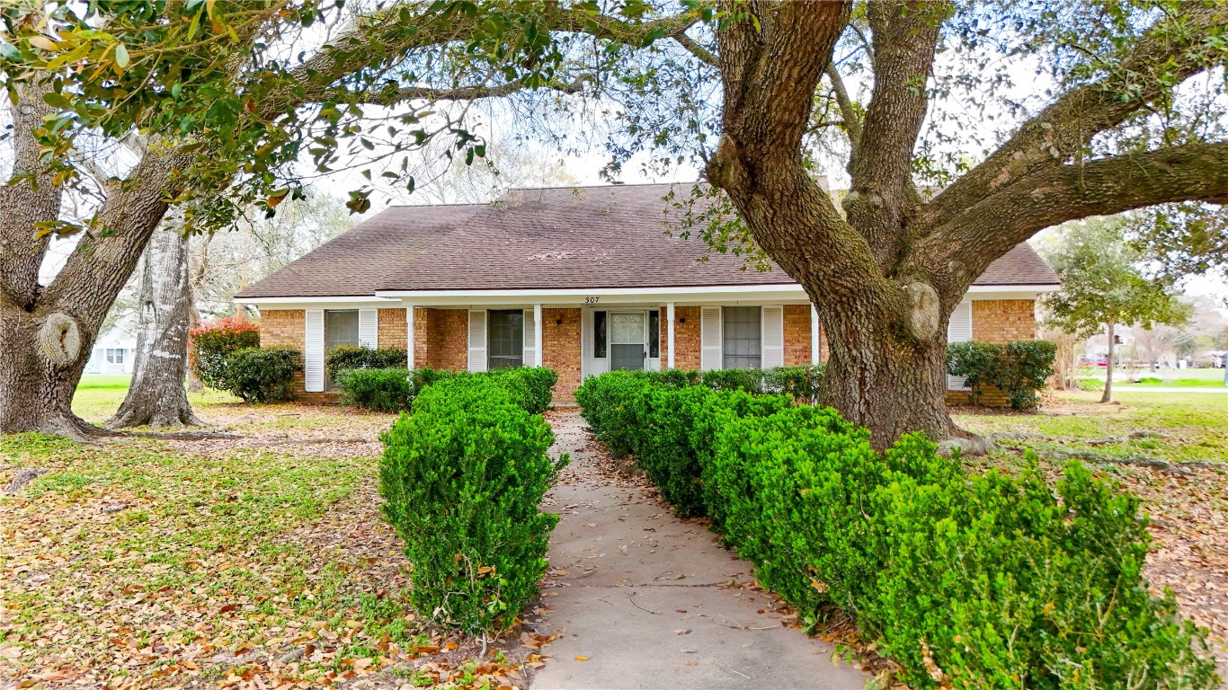 307 Market Street Louise, TX 77455 - Photo 26 of 46