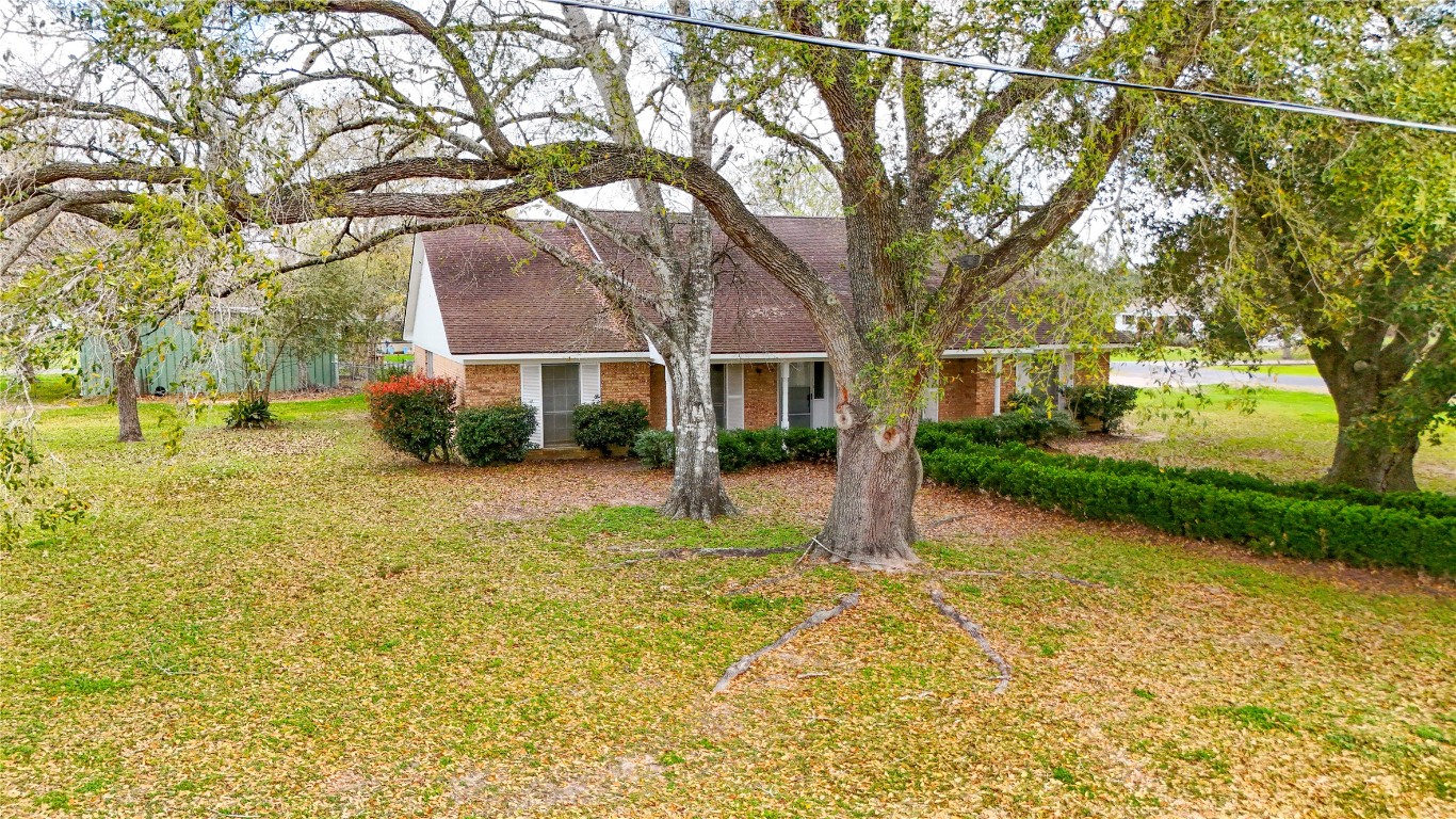 307 Market Street Louise, TX 77455 - Photo 27 of 46