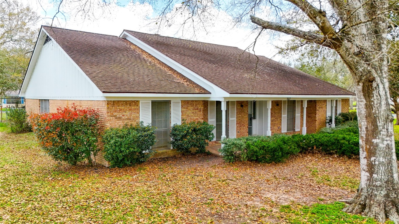 307 Market Street Louise, TX 77455 - Photo 29 of 46