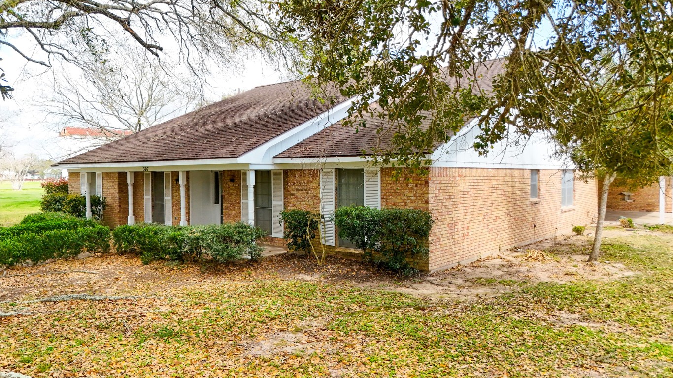 307 Market Street Louise, TX 77455 - Photo 30 of 46