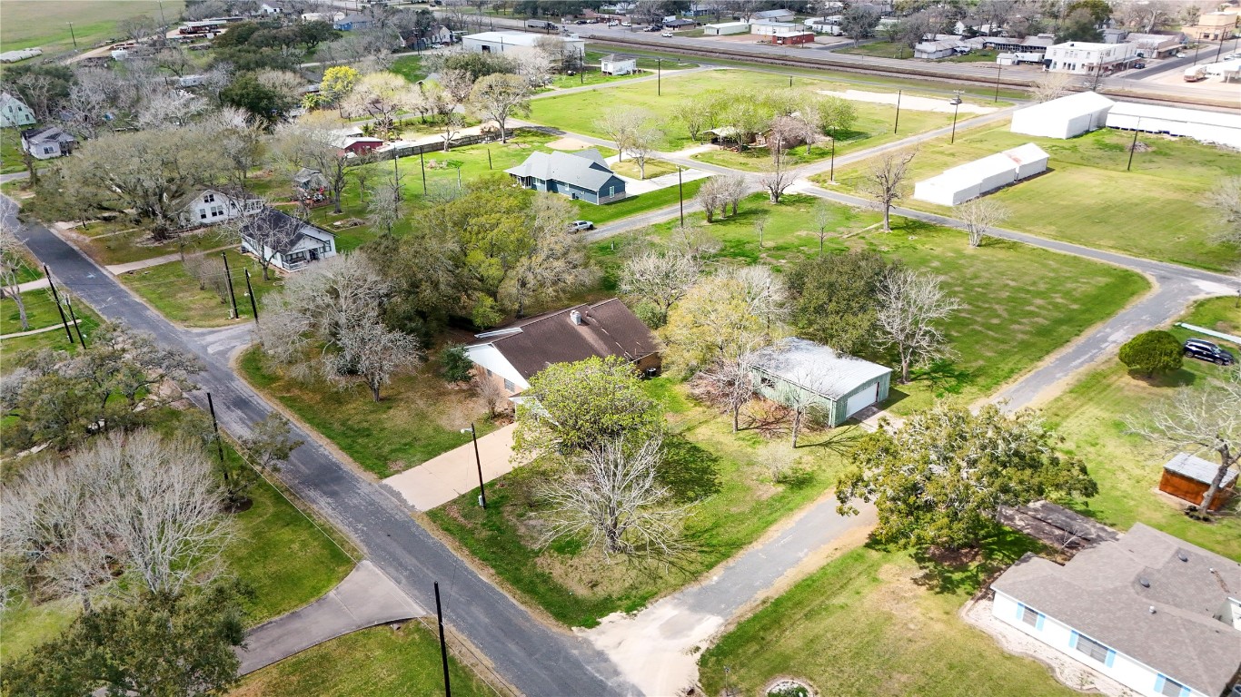 307 Market Street Louise, TX 77455 - Photo 38 of 46