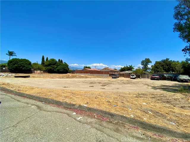 a view of ocean view